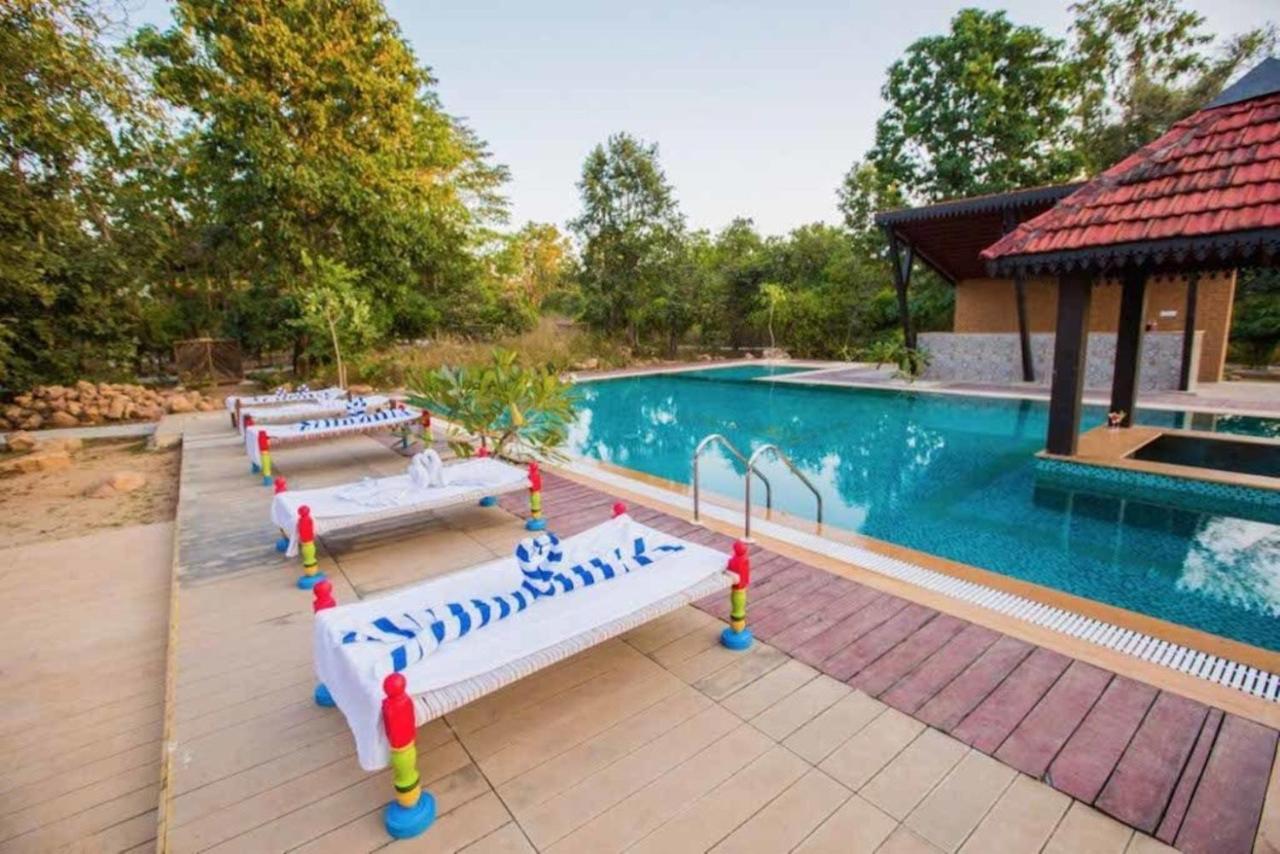Khawāsa Vannraj Resort And Spa מראה חיצוני תמונה